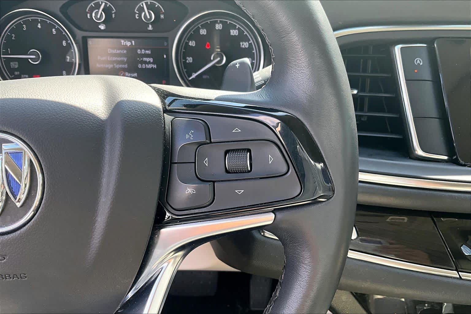 Used 2024 Buick Enclave Essence FWD image 48