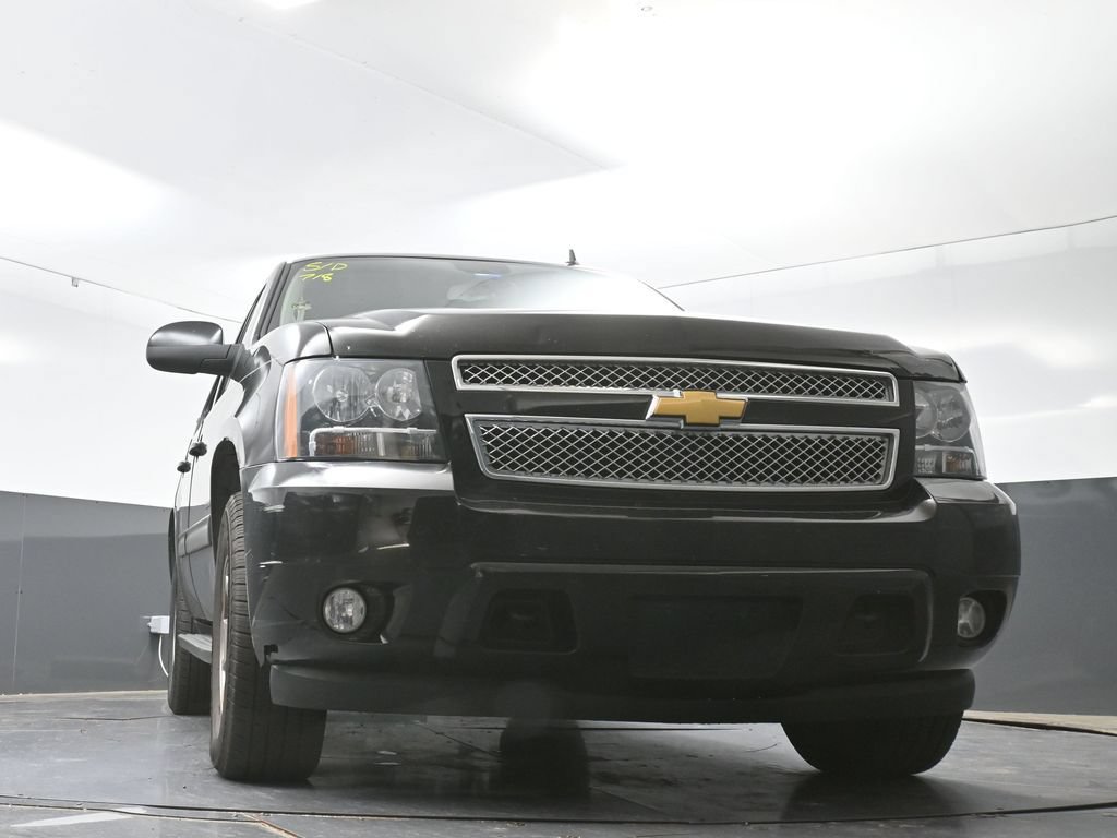 Used 2013 Chevrolet Tahoe LT AWD/4WD image 25