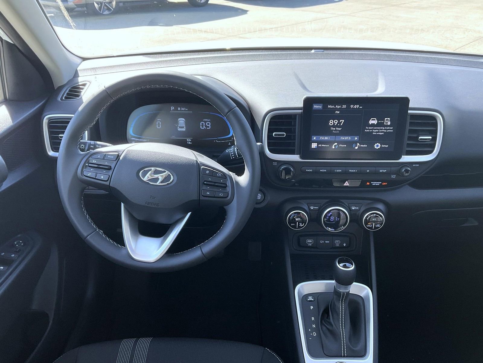 New 2026 Hyundai Venue SEL FWD image 14