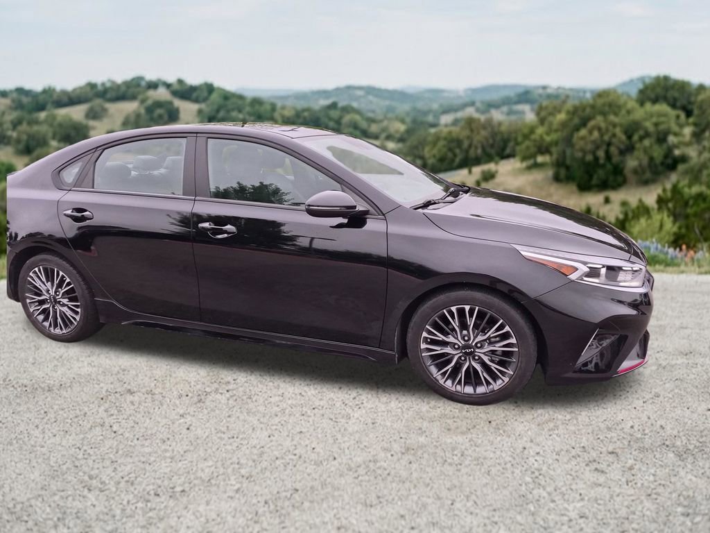 Used 2023 Kia Forte GT-Line w/ GT-Line Premium Package FWD image 13
