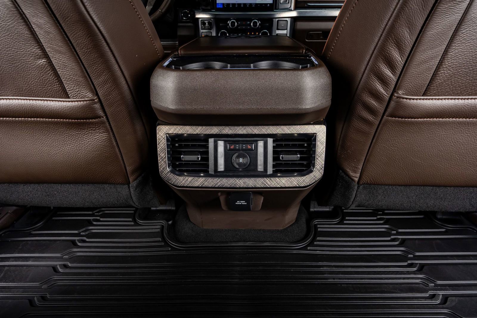 Used 2025 Ford F350 King Ranch w/ FX4 Off-Road Package image 32