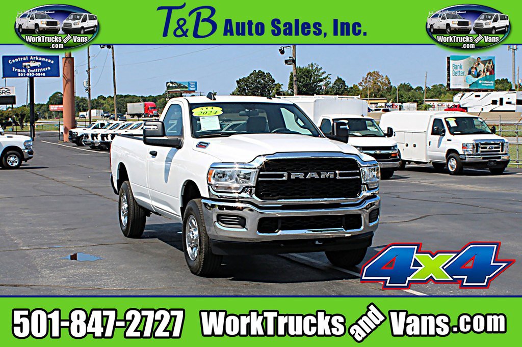 Used 2024 RAM 2500 Tradesman w/ Chrome Appearance Group