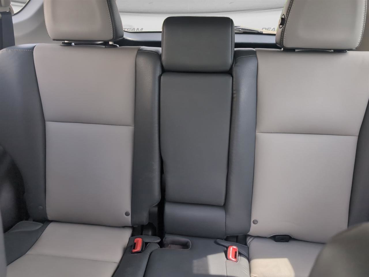 Used 2014 Toyota RAV4 Limited w/ Technology Package AWD/4WD image 15