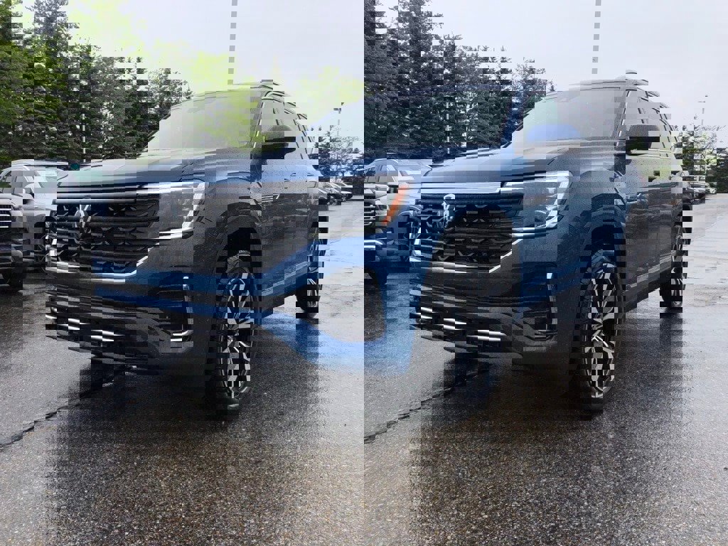 New 2025 Volkswagen Atlas SEL Premium R-Line image 3