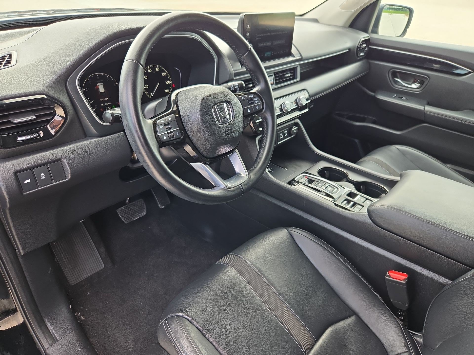 Used 2023 Honda Pilot EX-L image 12