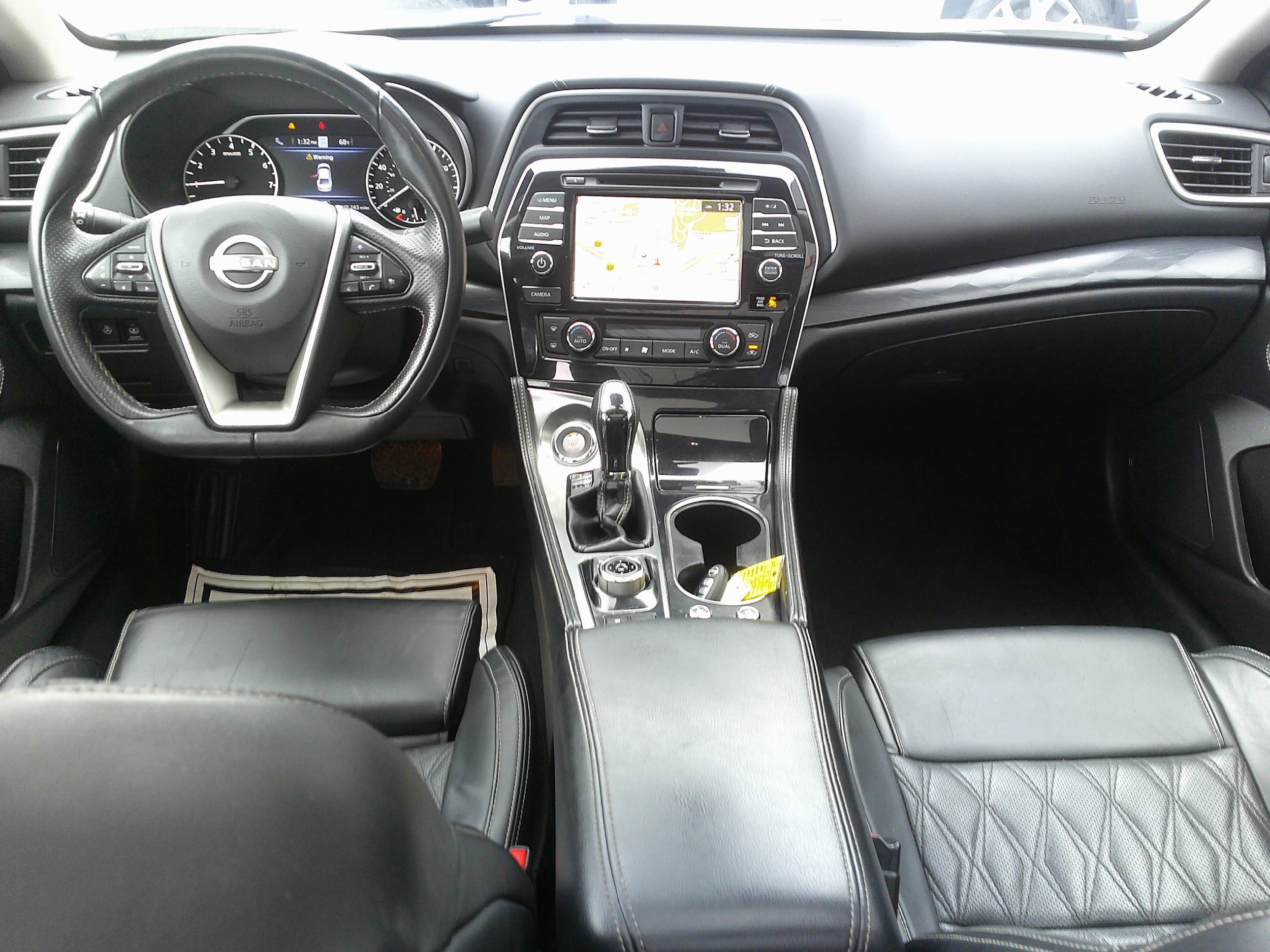 Used 2023 Nissan Maxima Platinum w/ Sport Mat Group FWD image 22