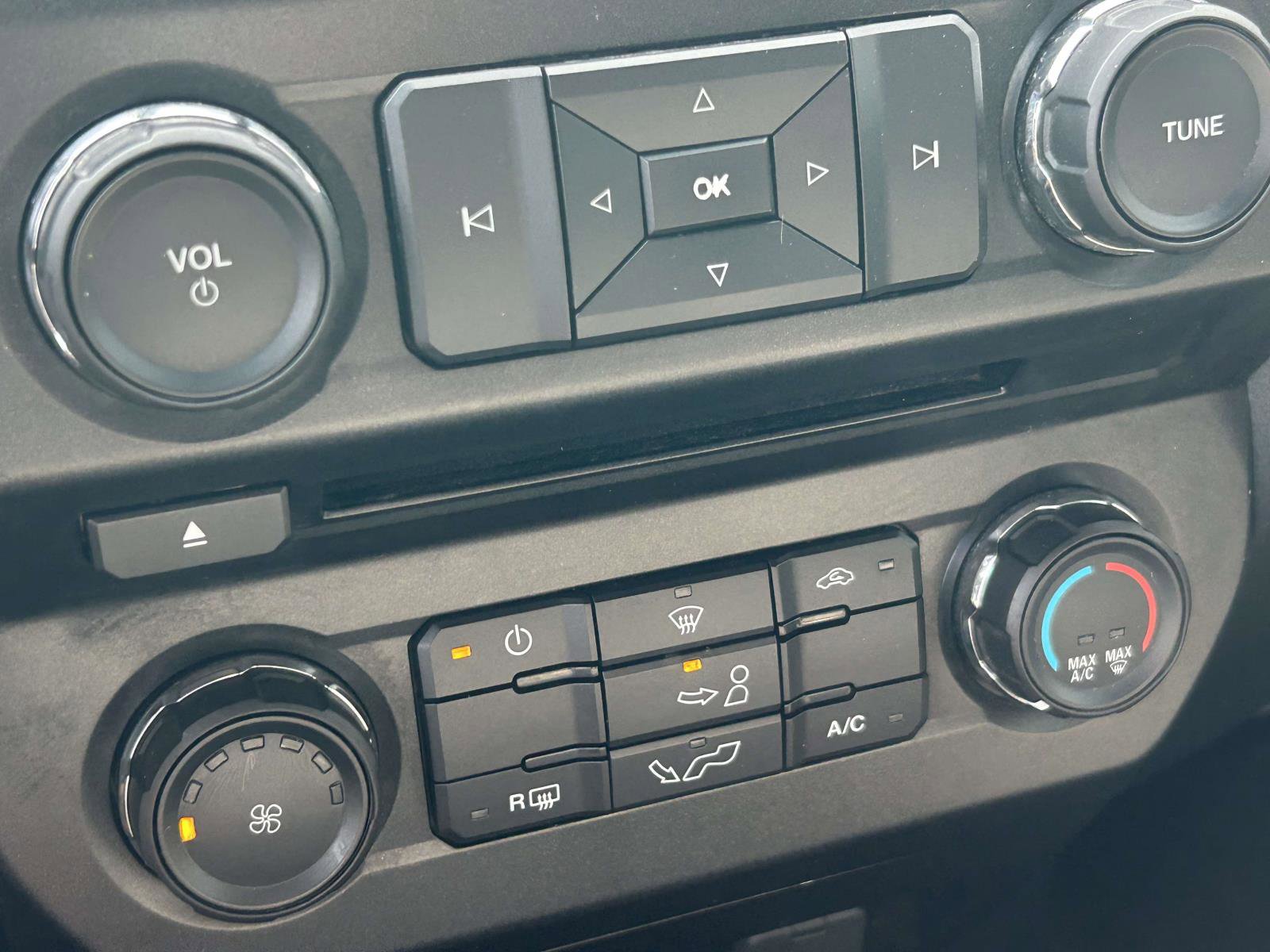 Used 2018 Ford F150 XLT w/ Equipment Group 301A Mid image 24