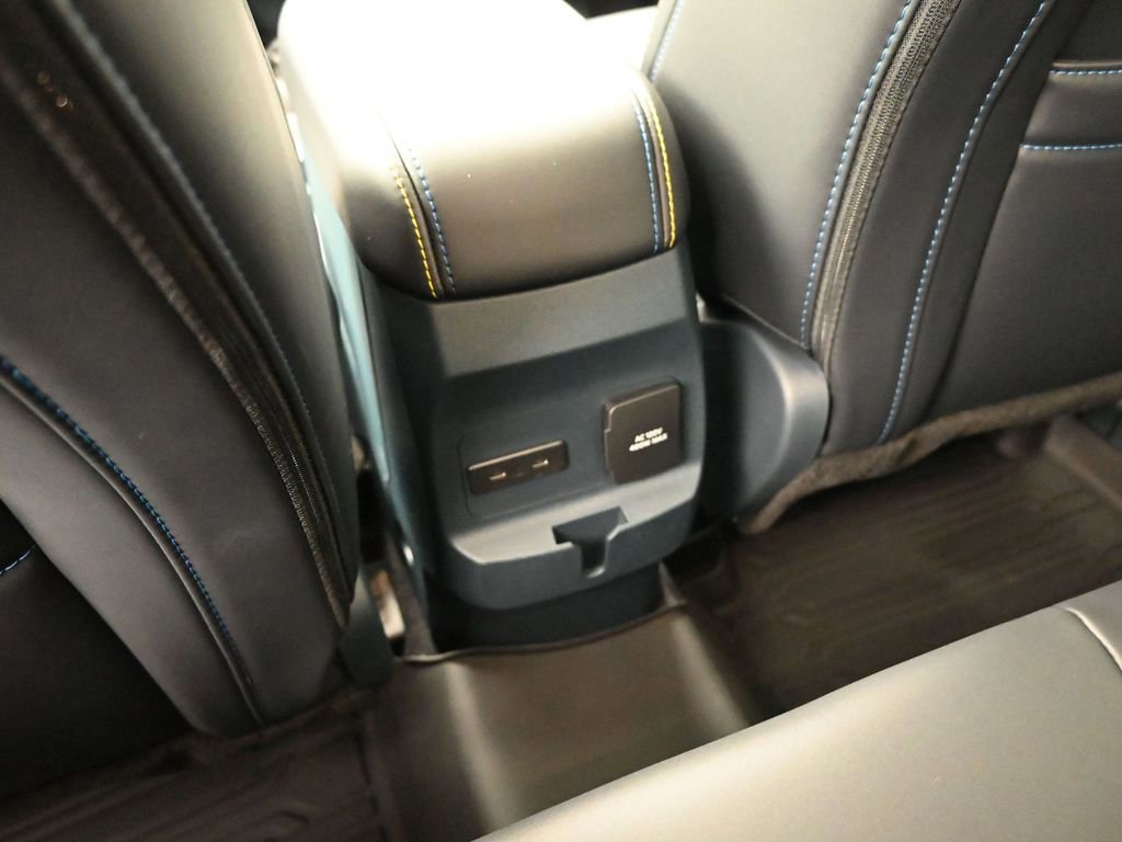 New 2026 Ford Maverick Lobo image 24