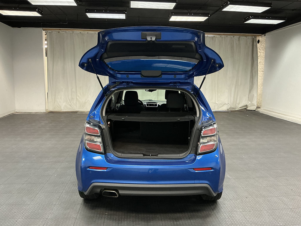 Used 2019 Chevrolet Sonic LT w/ Convenience Package FWD image 23