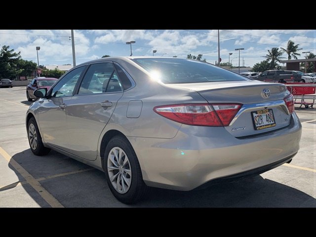 Used 2017 Toyota Camry FWD image 7