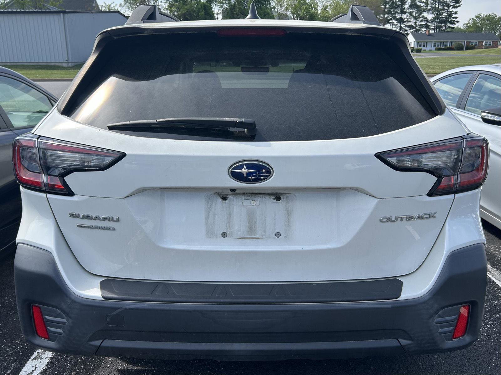 Used 2020 Subaru Outback Premium w/ Popular Package #1 AWD/4WD image 3