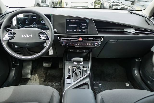 New 2026 Kia Niro LX FWD image 26