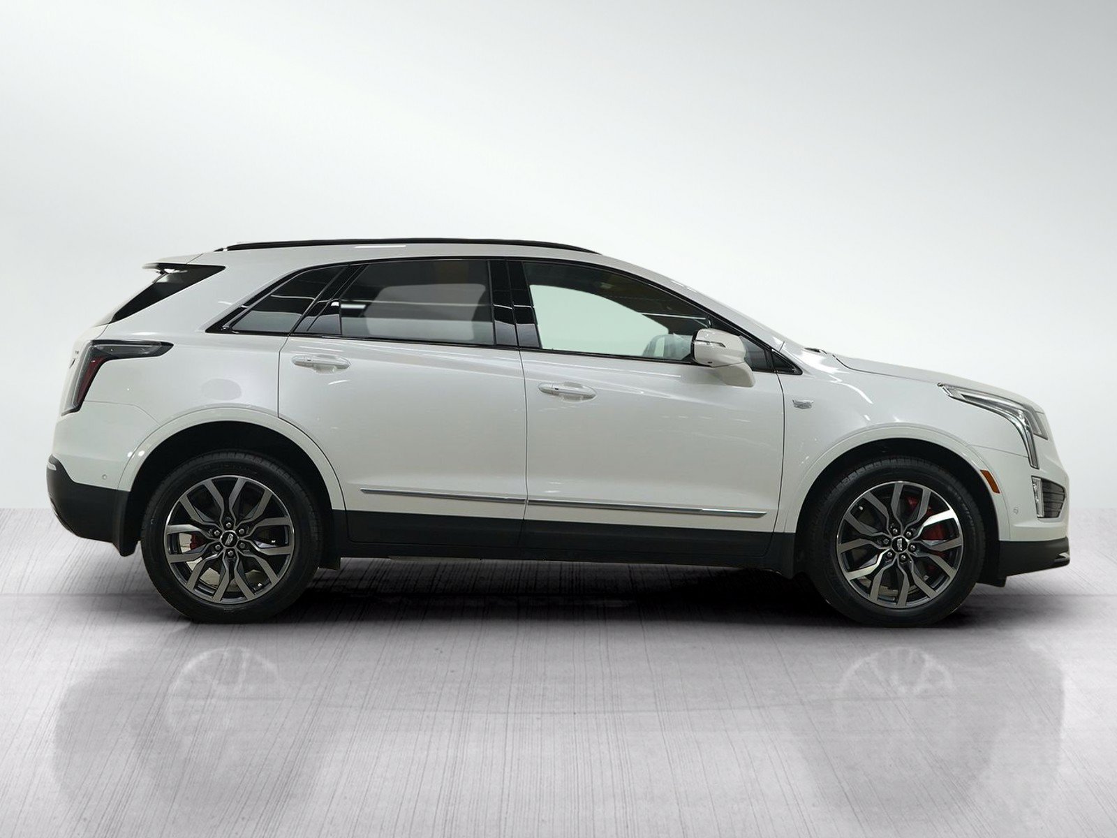 Used 2022 Cadillac XT5 Sportv w/ Technology Package AWD/4WD image 6