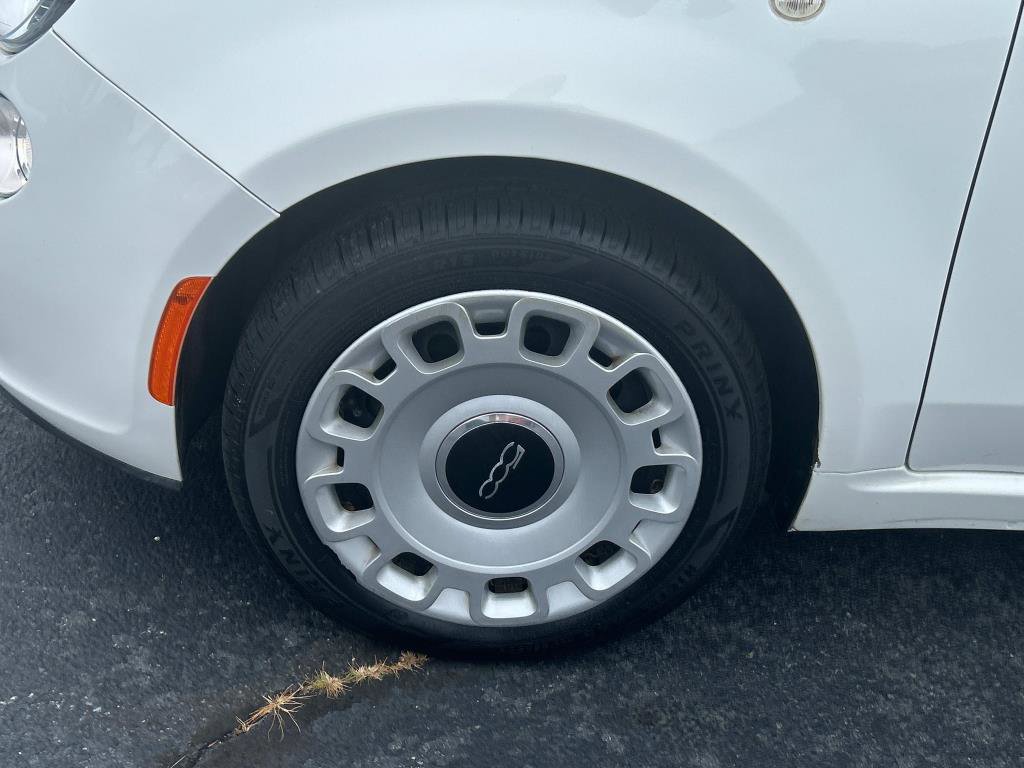 Used 2015 FIAT 500 Pop image 9