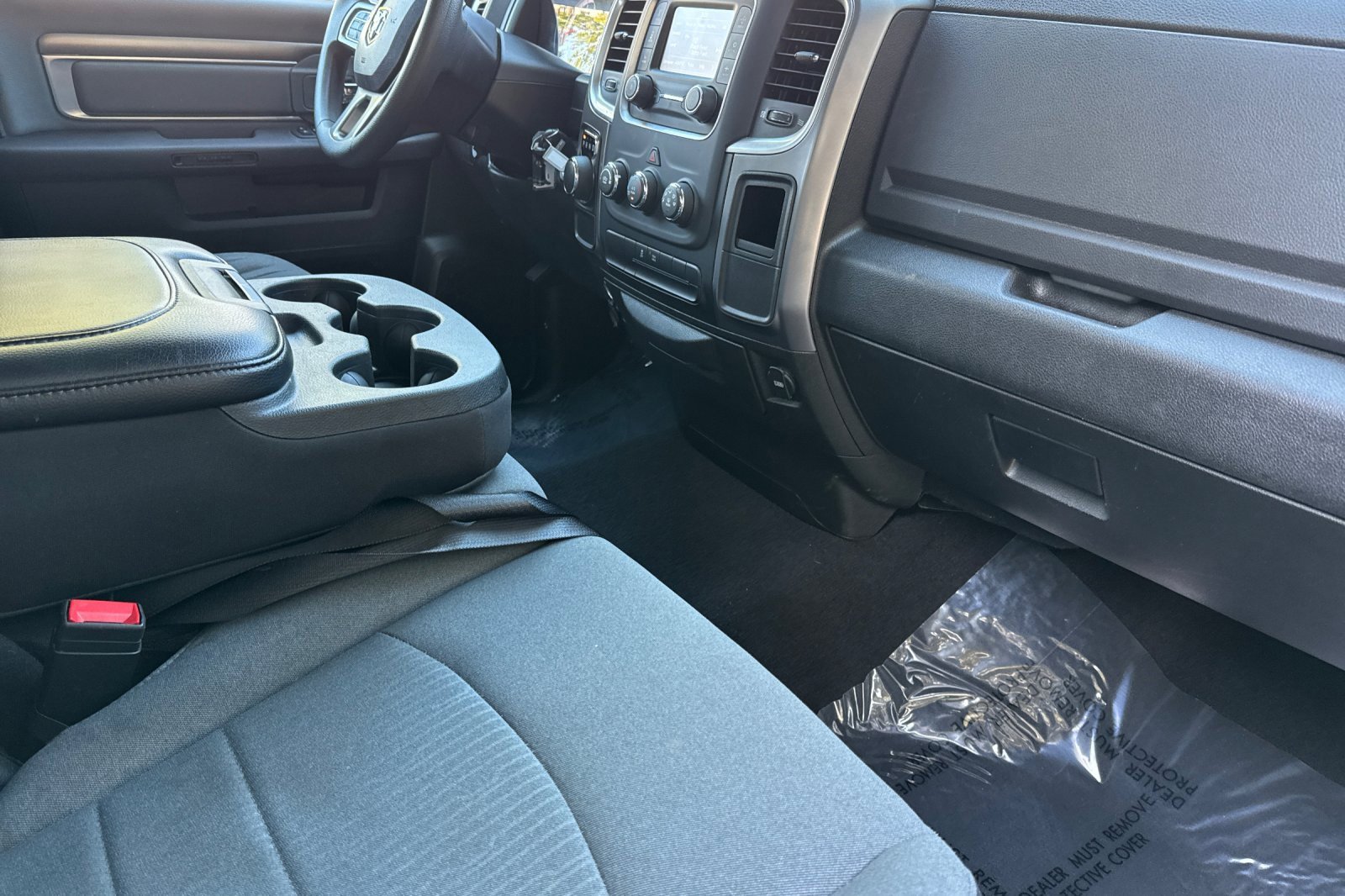 Used 2024 RAM 1500 Classic SLT image 17