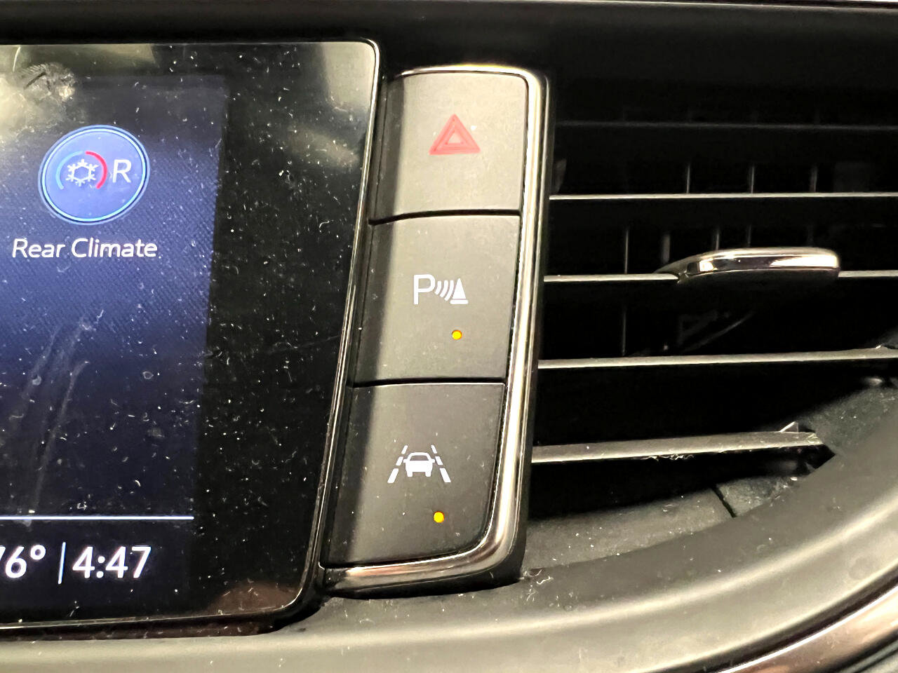 Used 2024 Buick Enclave Premium image 59