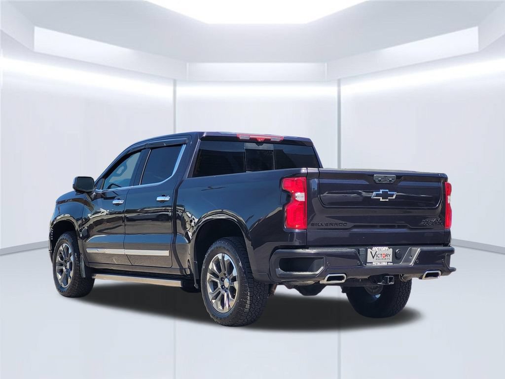 Used 2024 Chevrolet Silverado 1500 High Country w/ Technology Package AWD/4WD image 7