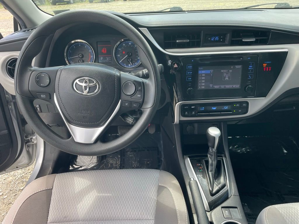 Used 2019 Toyota Corolla LE w/ Body Protection Package FWD image 4