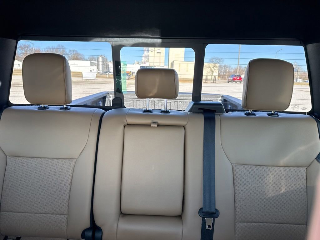 New 2026 Ford F250 Lariat w/ Black Appearance Package image 26