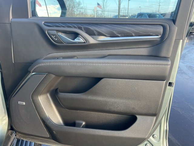 Used 2023 GMC Yukon Denali w/ Max Trailering Package image 9