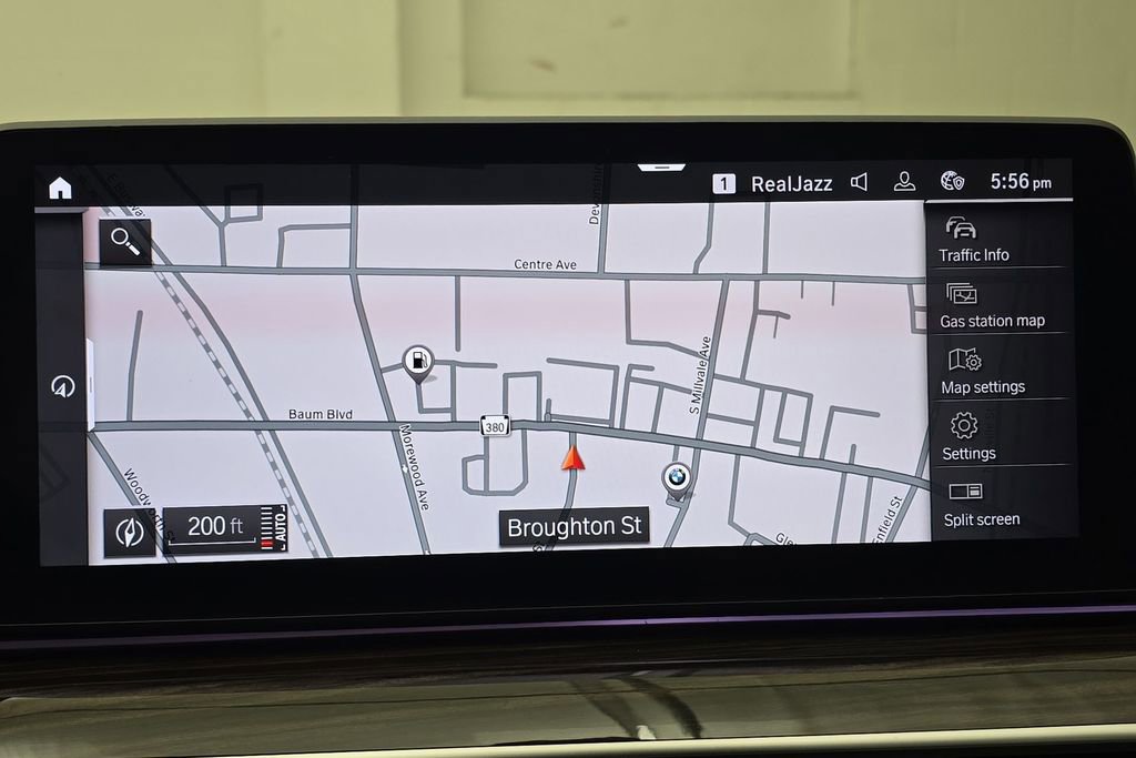 Used 2021 BMW M550i xDrive w/ Executive Package image 19