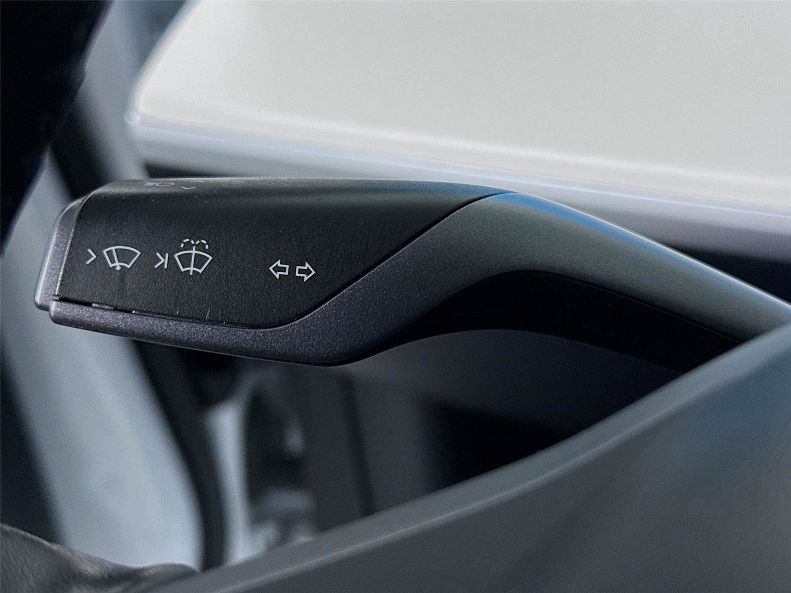 Used 2018 Tesla Model 3 Long Range image 5