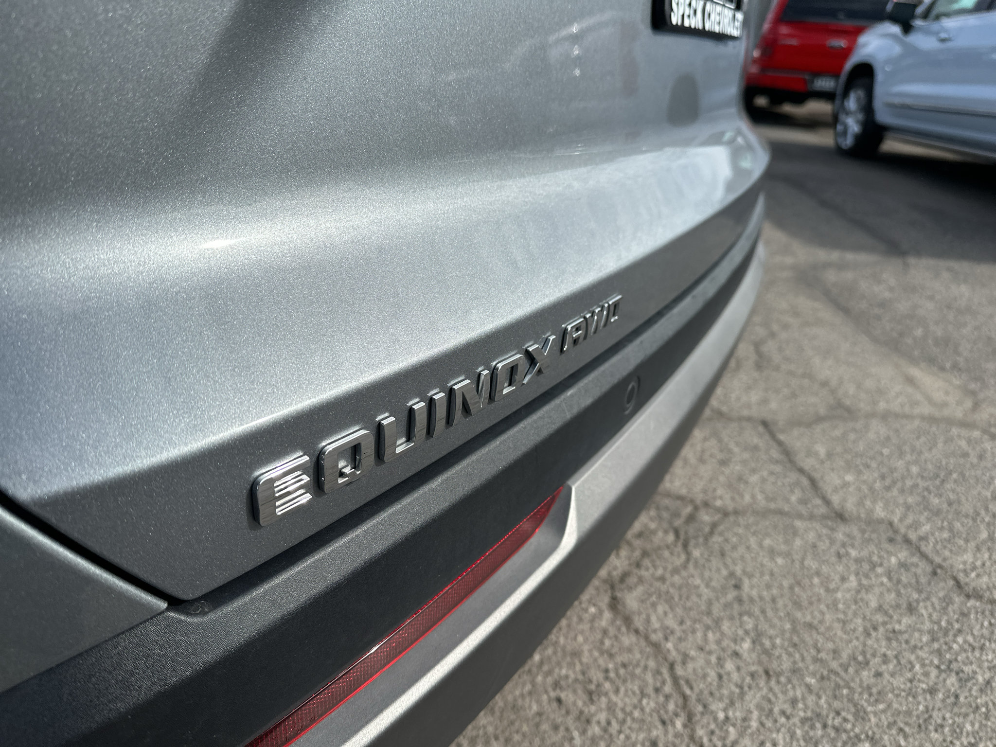 Used 2026 Chevrolet Equinox LT AWD/4WD image 11