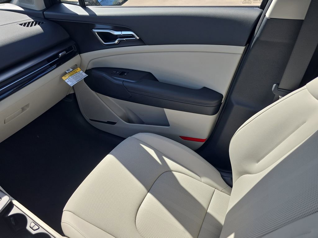 New 2026 Kia Sportage EX image 16
