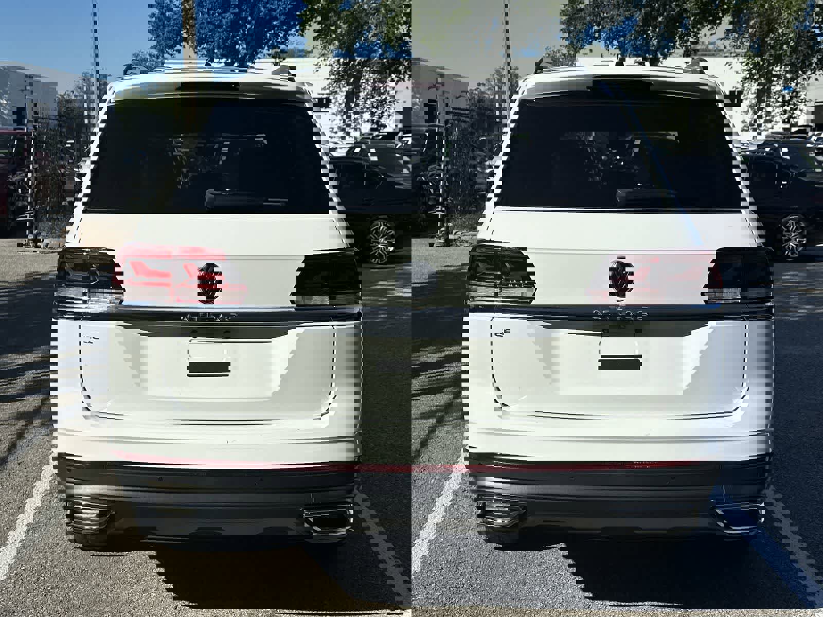 Used 2023 Volkswagen Atlas SE FWD image 7