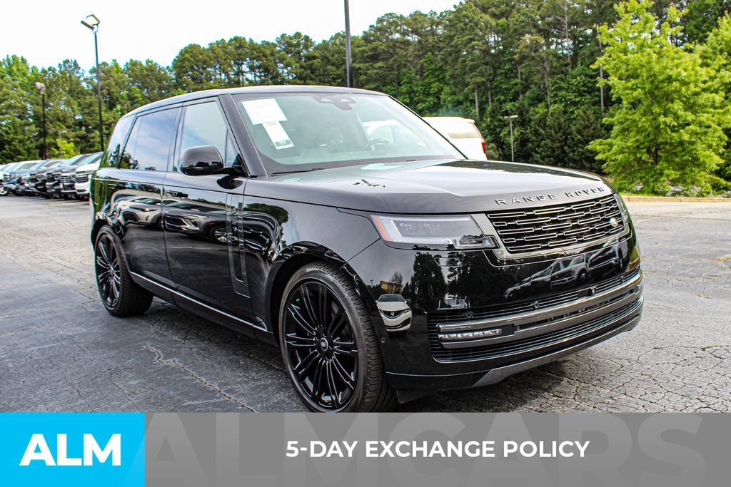 Used 2024 Land Rover Range Rover Long Wheelbase SE AWD/4WD image 3