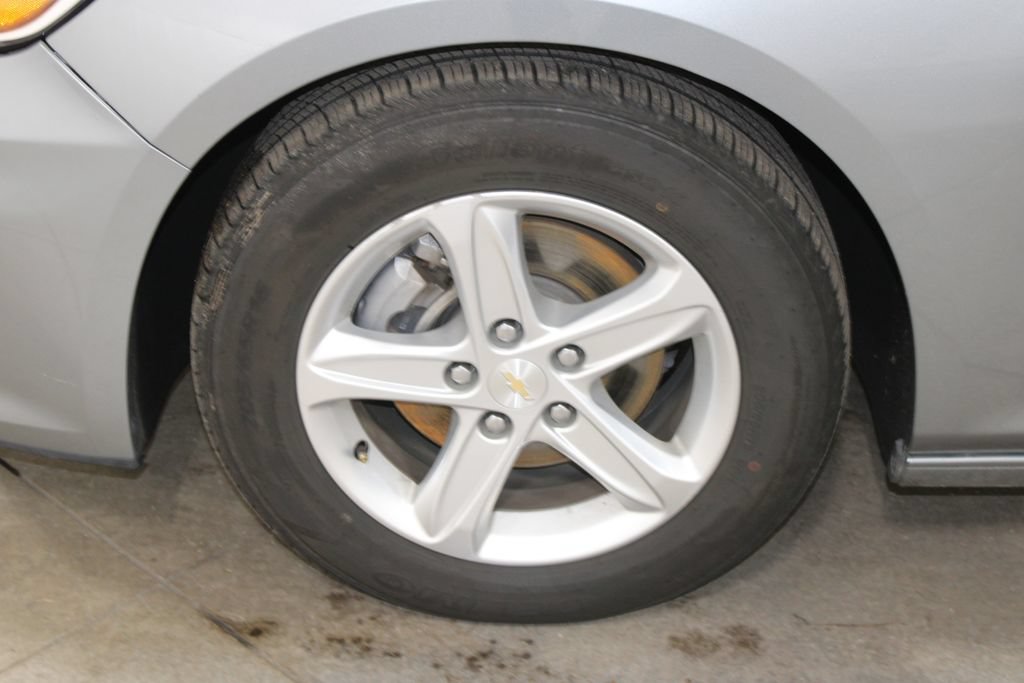 Used 2024 Chevrolet Malibu LT FWD image 43