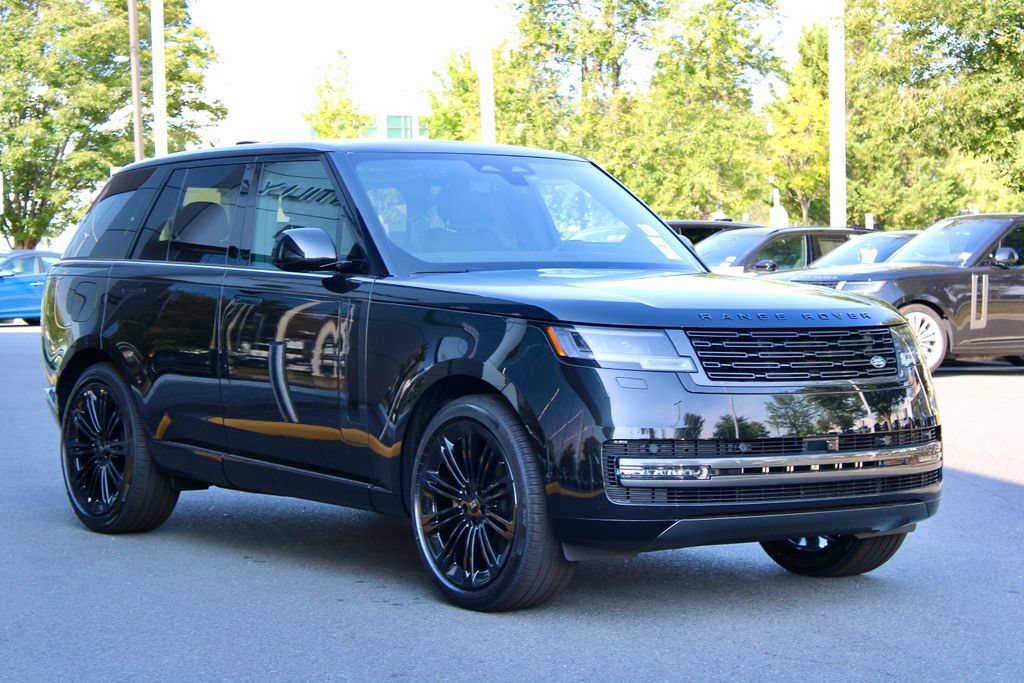 New 2027 Land Rover Range Rover SE AWD/4WD image 2