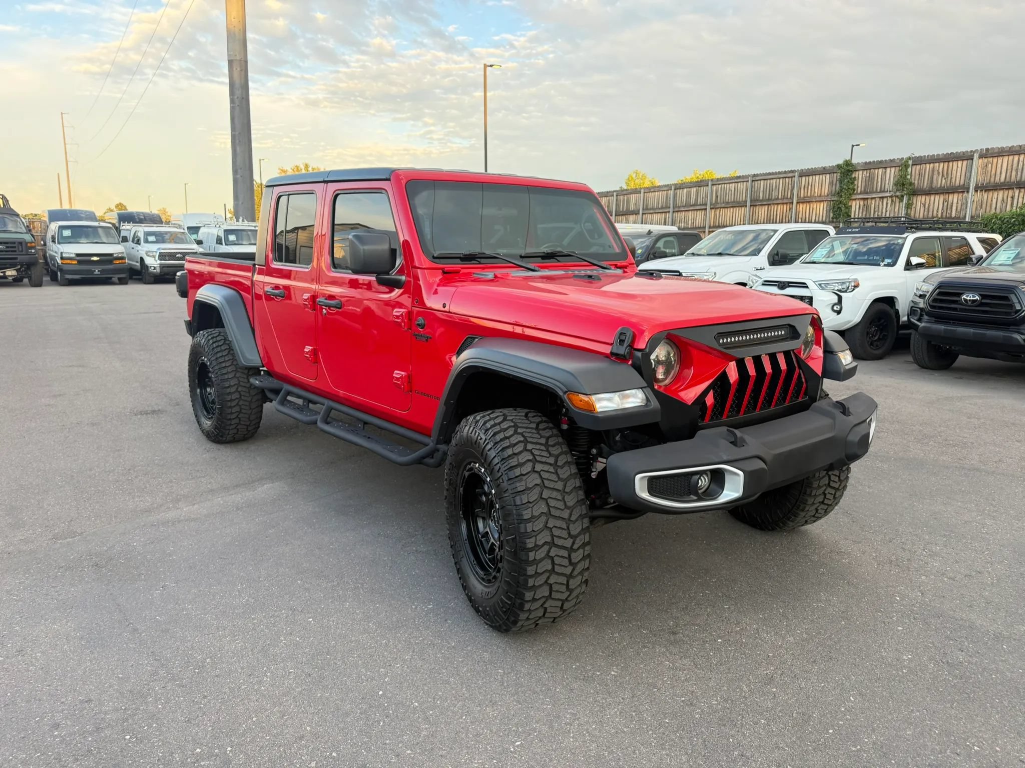 Used 2020 Jeep Gladiator Sport w/ Quick Order Package 24S AWD/4WD image 12