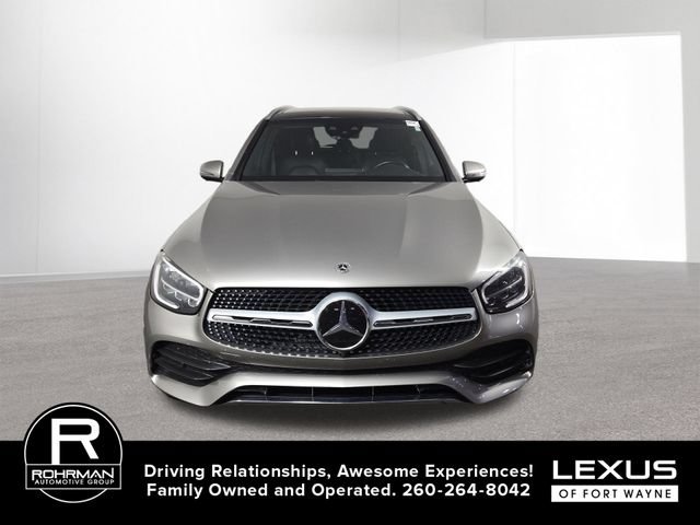 Used 2021 Mercedes-Benz GLC 300 4MATIC image 3