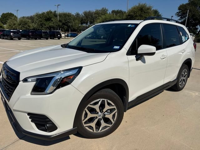 Certified 2024 Subaru Forester Premium AWD/4WD image 7