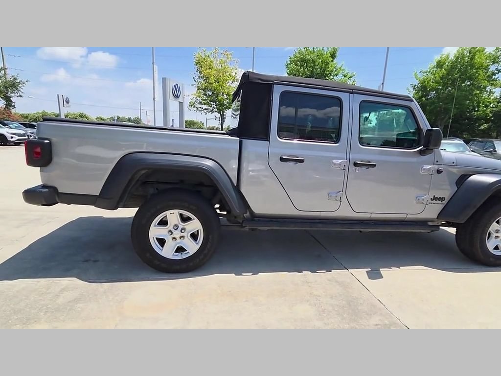 Used 2020 Jeep Gladiator Sport w/ Quick Order Package 24S AWD/4WD image 33