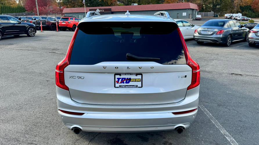 Used 2018 Volvo XC90 T5 Momentum w/ Momentum Plus Package image 4