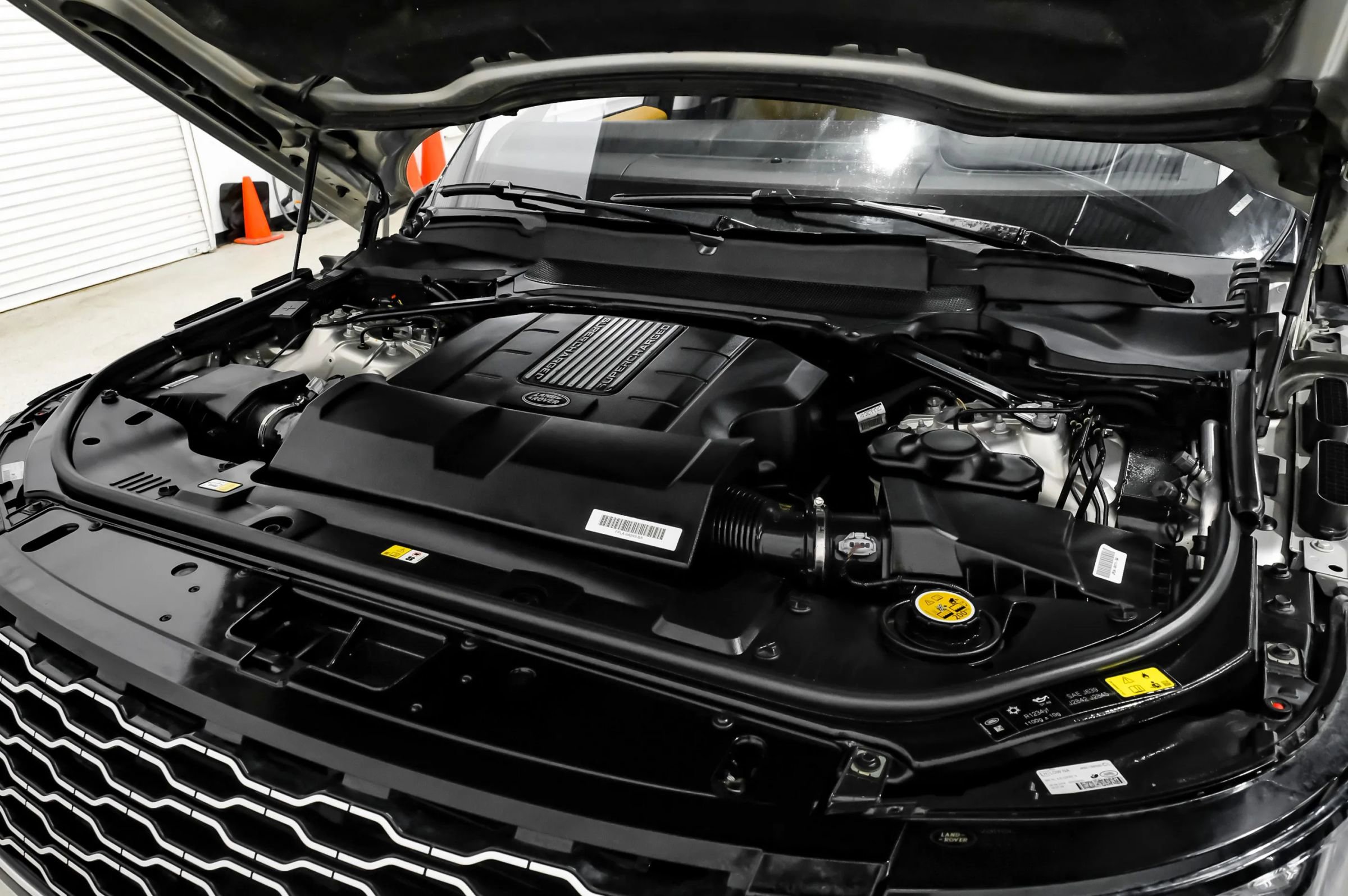 Used 2019 Land Rover Range Rover Long Wheelbase Autobiography image 57