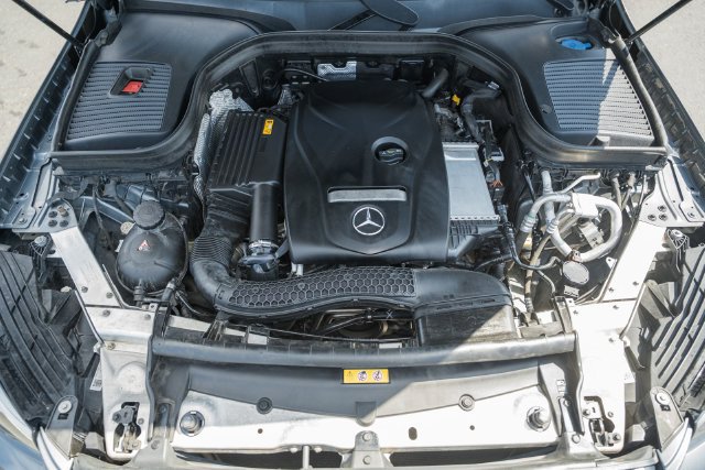 Used 2019 Mercedes-Benz GLC 300 4MATIC image 19