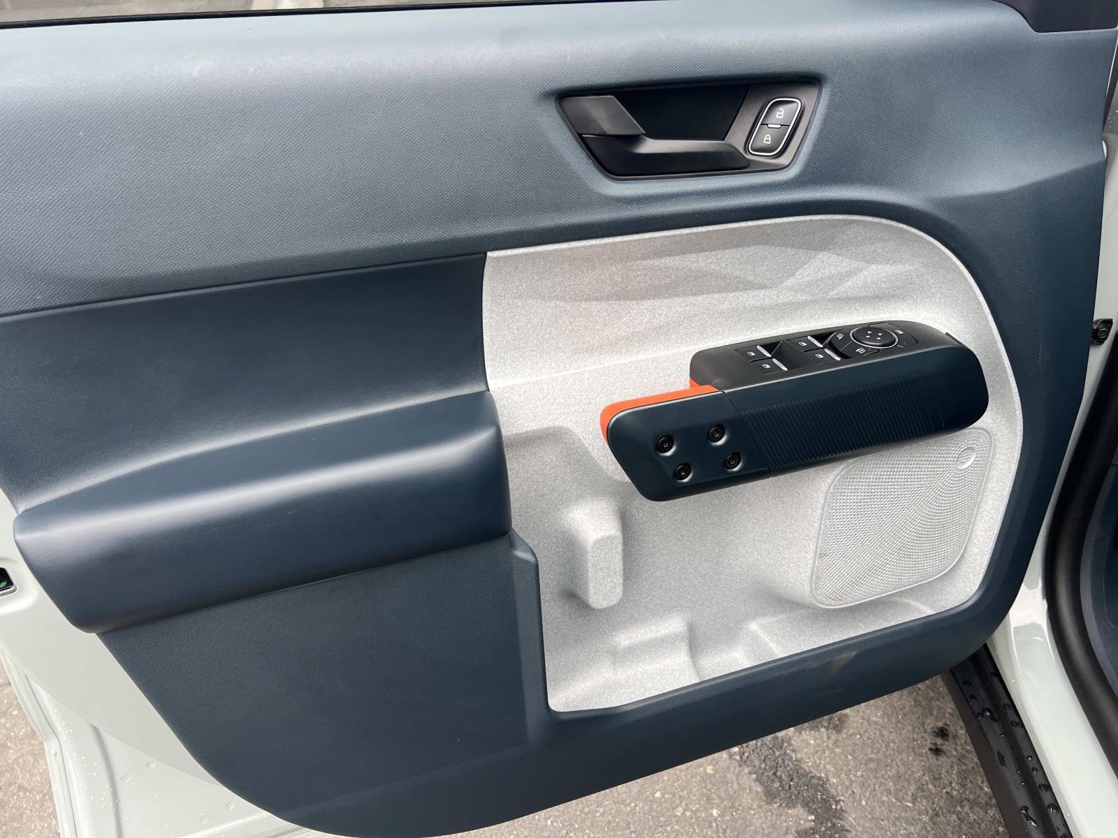 Used 2023 Ford Maverick XLT FWD image 6