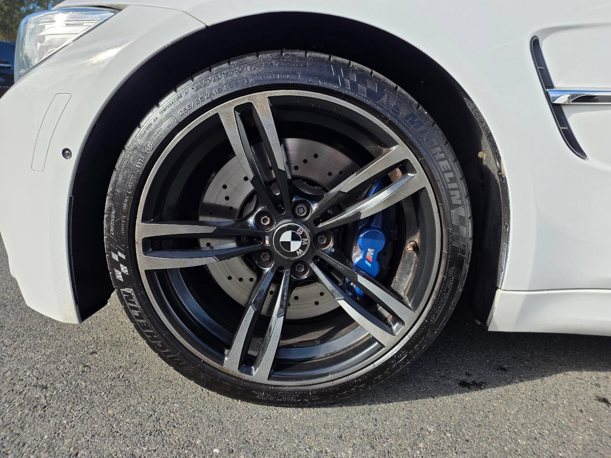 Used 2016 BMW M3 RWD image 11