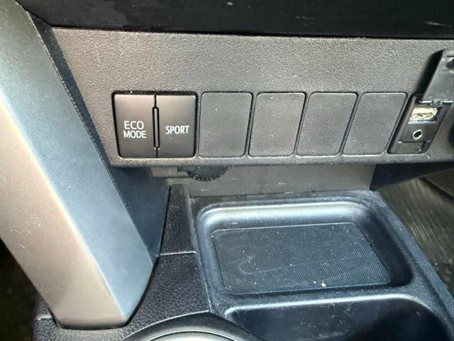 Used 2018 Toyota RAV4 XLE image 15