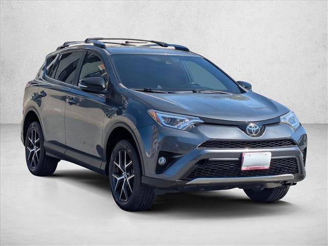 Used 2017 Toyota RAV4 SE image 3