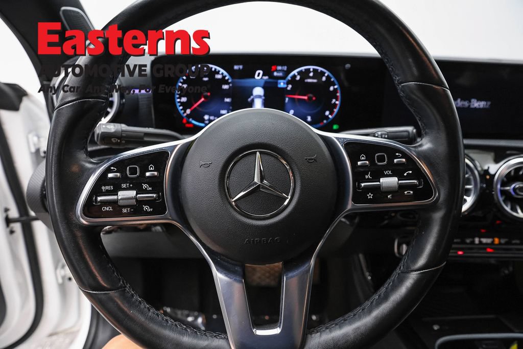 Used 2023 Mercedes-Benz CLA 250 4MATIC w/ Premium Package image 10