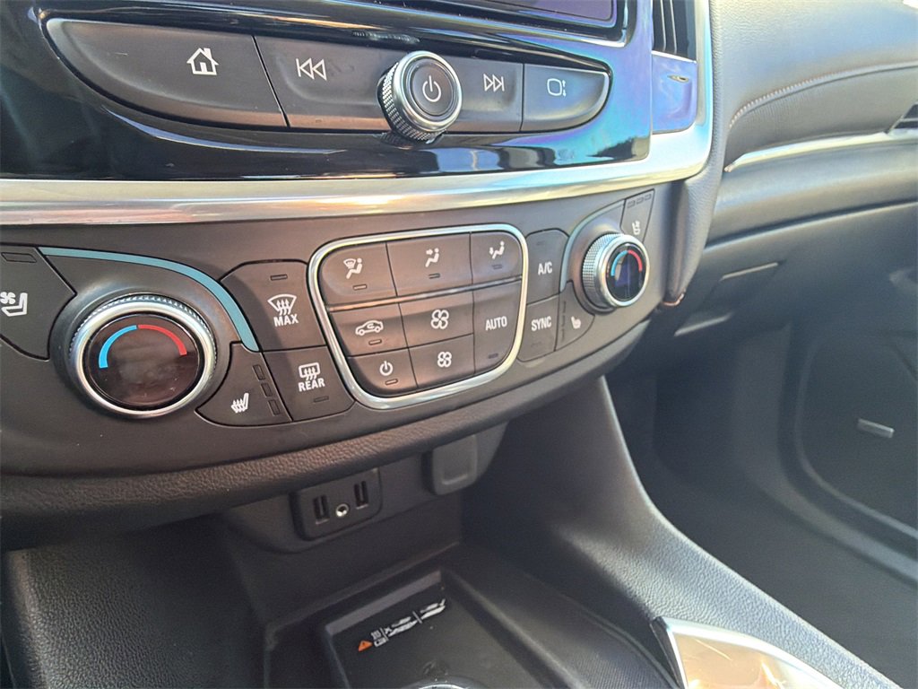 Used 2019 Chevrolet Traverse Premier w/ Redline Edition image 30