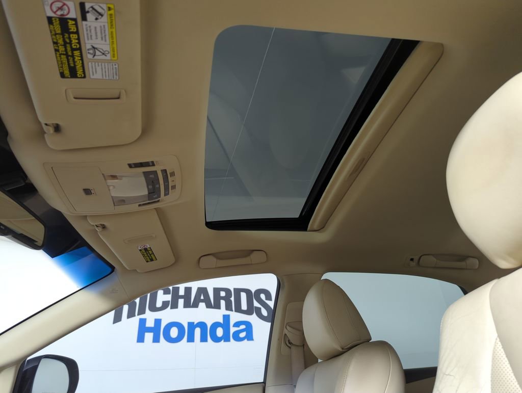 Used 2011 Lexus RX 450h AWD image 16