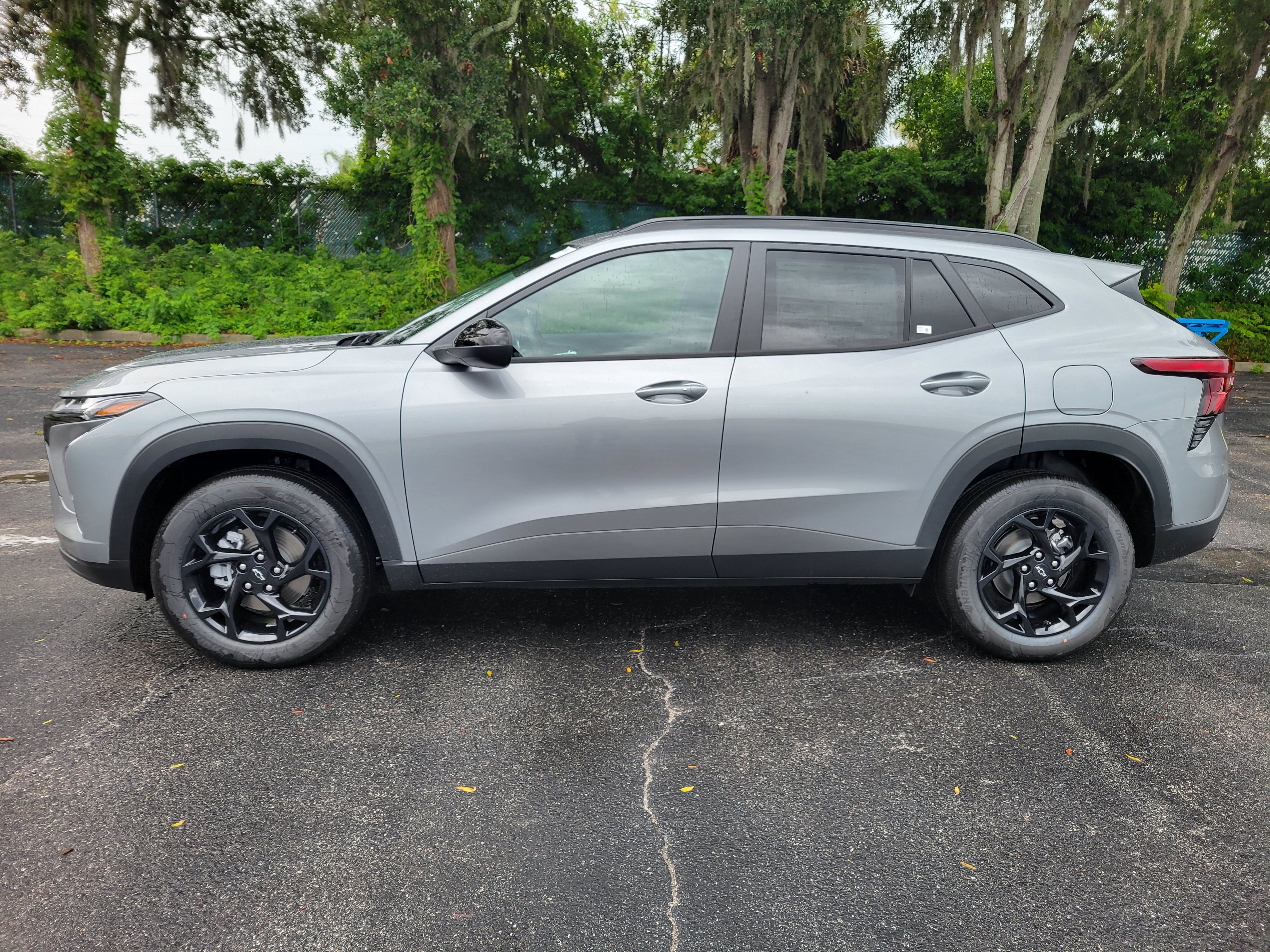 New 2026 Chevrolet Trax LT w/ Driver Confidence Package FWD image 9