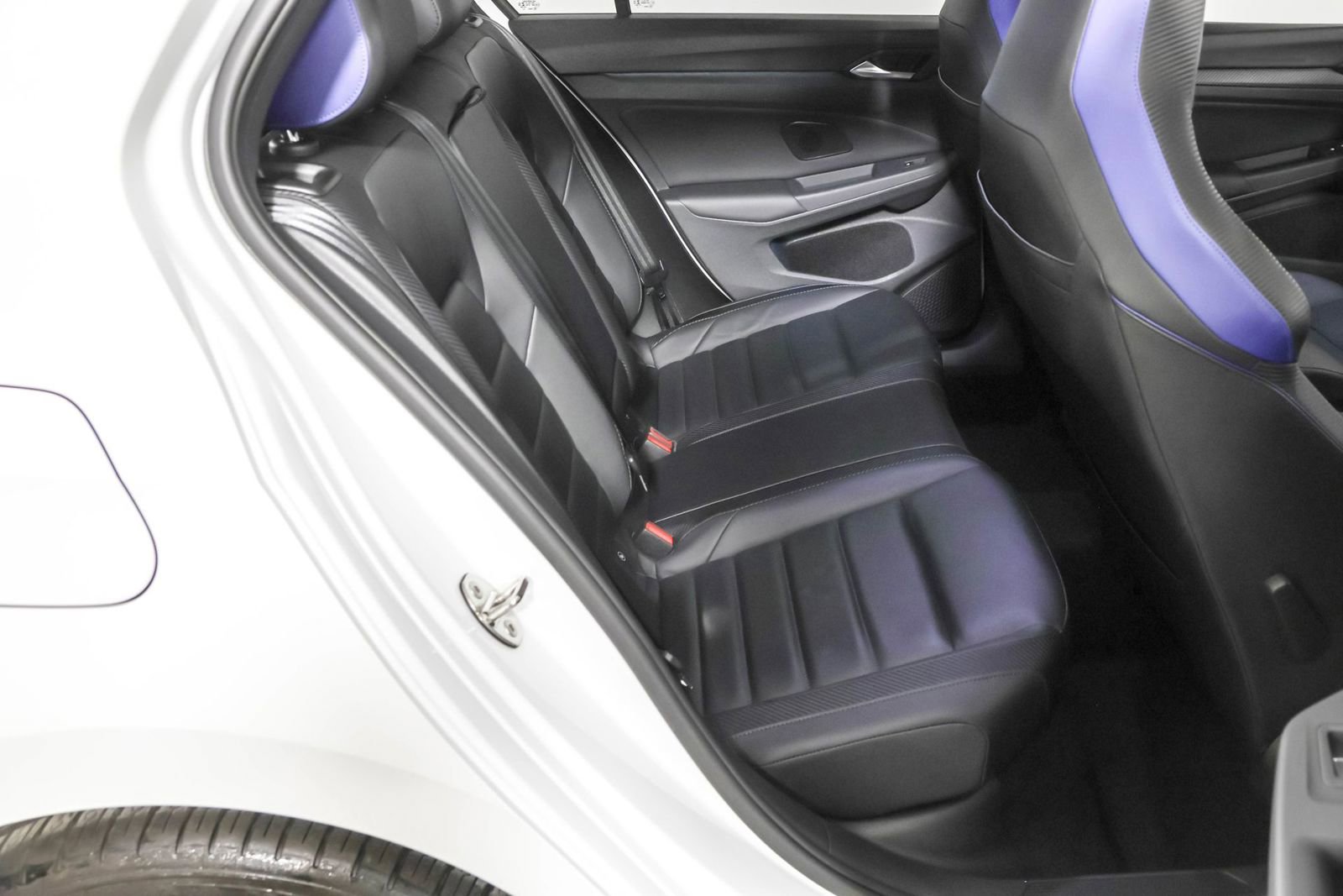 Used 2022 Volkswagen Golf R AWD/4WD image 41