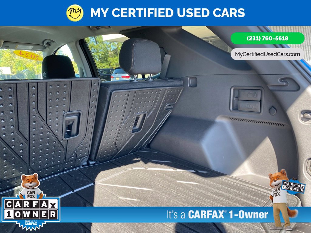 Used 2024 Chevrolet Equinox LT w/ LPO, Floor Liner Package AWD/4WD image 8