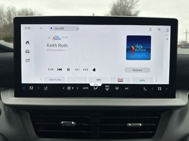 New 2026 Ford Explorer ST-Line w/ ST-Line Street Pack image 14